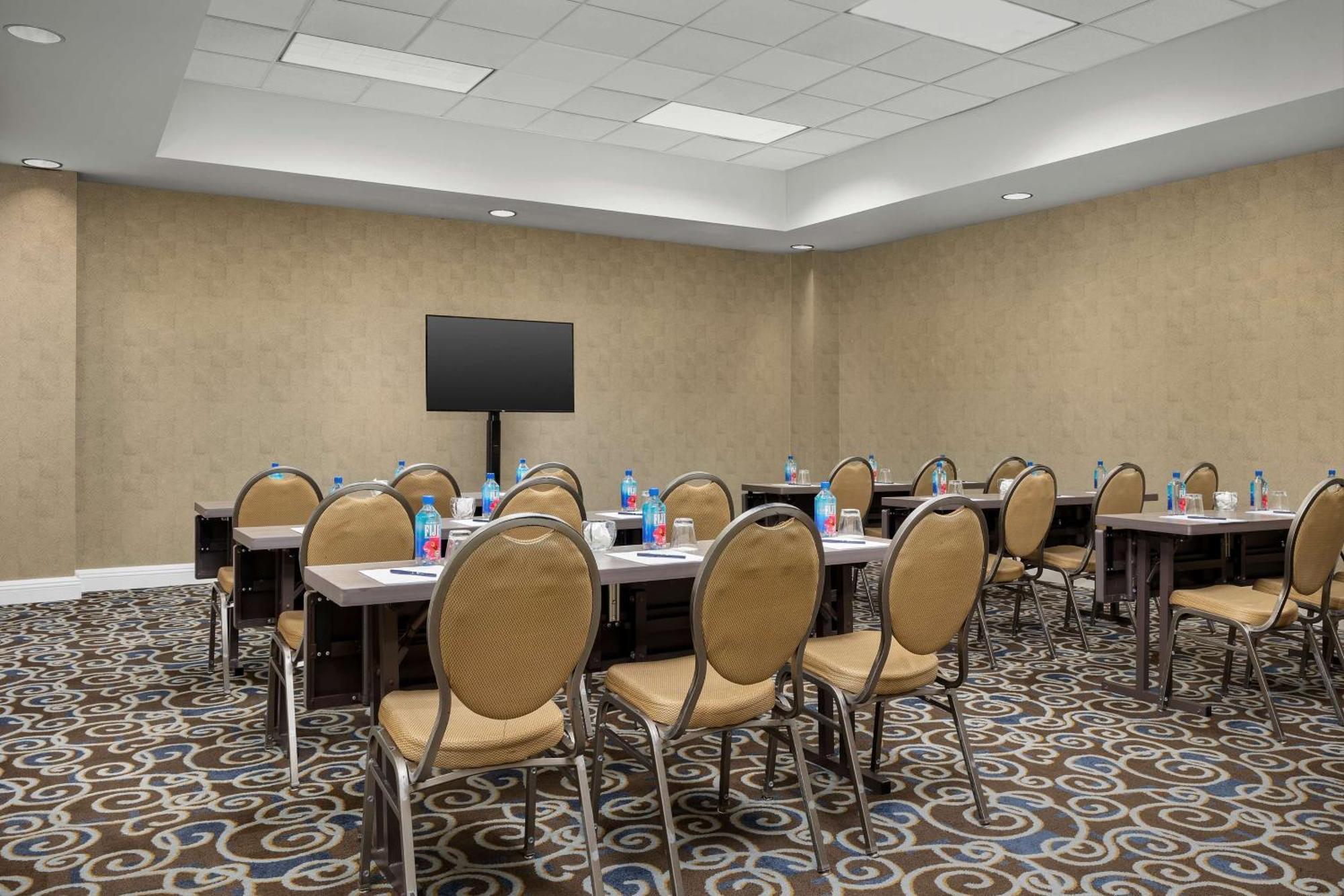 Готель Doubletree By Hilton Chicago O'Hare Airport-Розмонт Екстер'єр фото